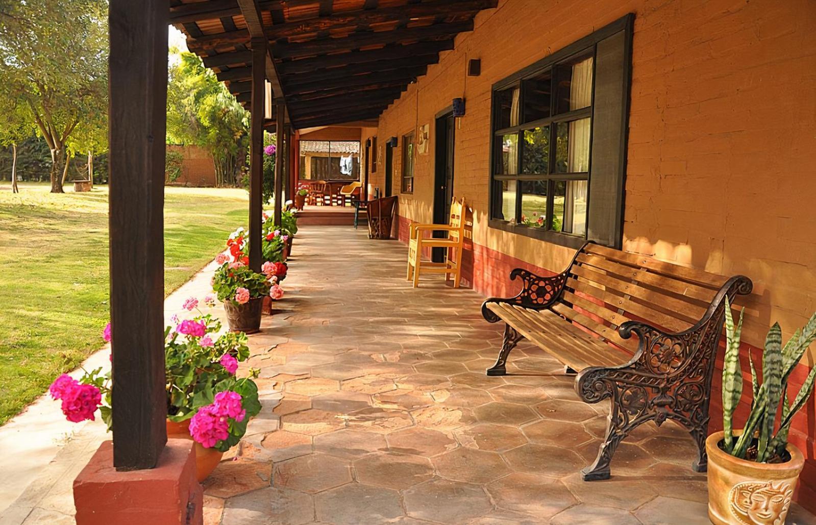 Villa Patzcuaro Garden Hotel ภายนอก รูปภาพ
